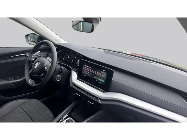 Škoda Octavia 1.5 TSI MHEV Business Edition 2025 Benzine 14