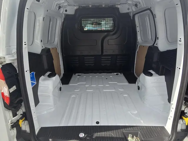 Ford Transit Courier 1.0 EcoBoost Trend 2023 Benzine 10