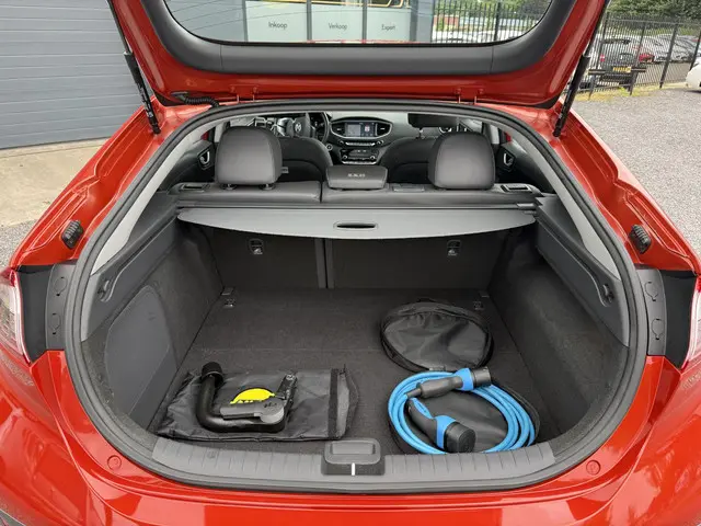 Hyundai IONIQ Premium EV 2017 Elektrisch 23