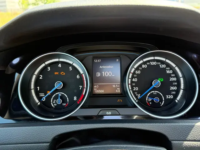 Volkswagen Golf 2.0 TSI R 4Motion 2014 Benzine 12