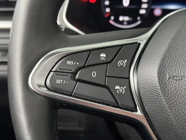 Renault Captur 1.0 TCe 90 techno 2024 Benzine 38