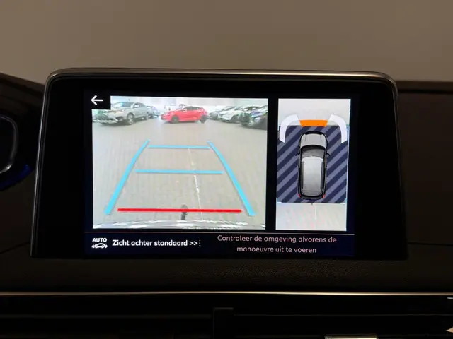 Peugeot 3008 1.2 PureTech GT Line 2020 Benzine 28