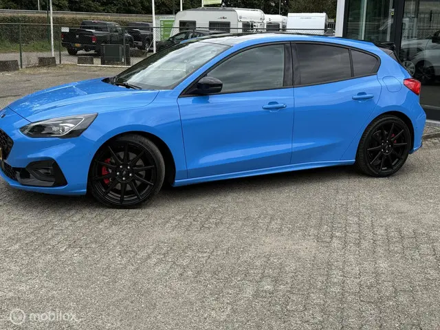 Ford Focus 2.3 EcoBoost ST-X BJ.2022 281pk 2022 Benzine 3