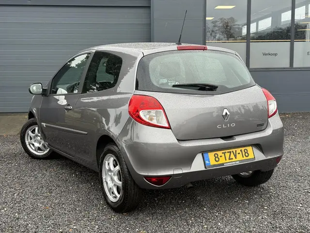 Renault Clio 1.2 Collection 2013 Benzine 5