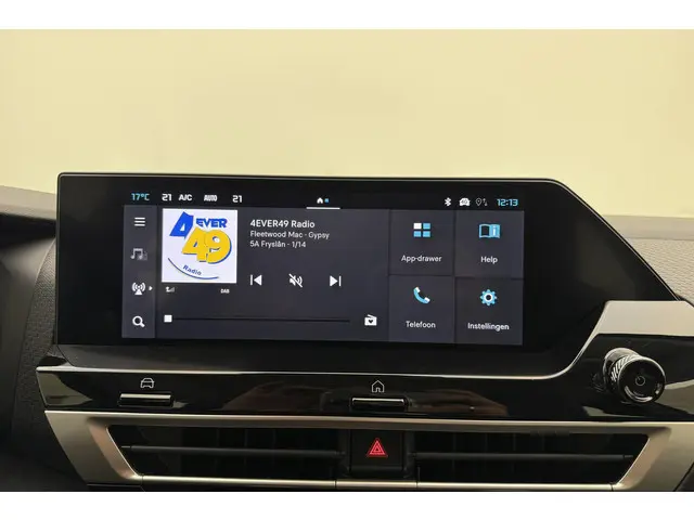 Citroën C4 Hybrid 145pk Plus 2025 Hybride Benzine 25