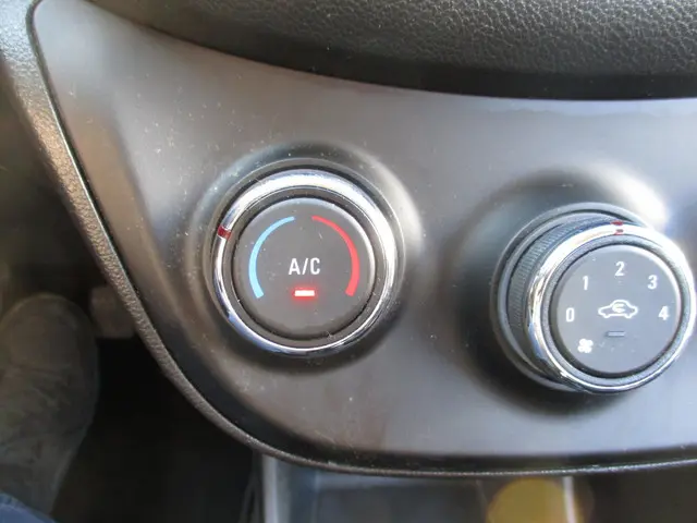 Opel KARL 1.0 ecoFLEX Edition 2017 Benzine 14