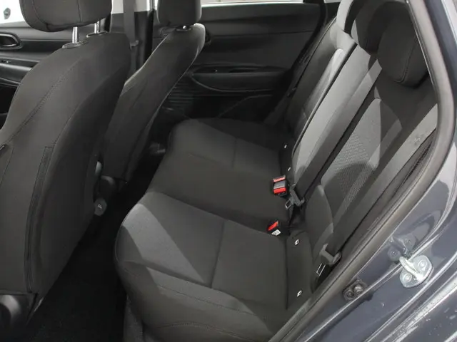 Hyundai i20 1.0 T-GDI Advanced 2024 Benzine 13