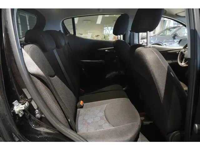 Opel KARL 1.0 Rocks Online Edition 2018 Benzine 23