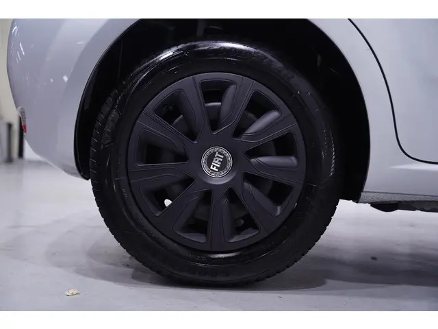 Fiat Punto Evo 0.9 TwinAir Easy 2012 Benzine 18