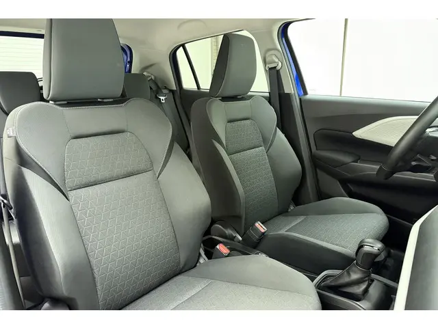 Suzuki Swift 1.2 Select Smart Hybrid 2025 Benzine 13