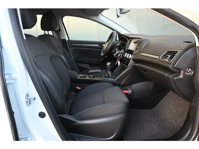 Renault Mégane Estate 1.0 TCe Business Zen 2022 Benzine 11