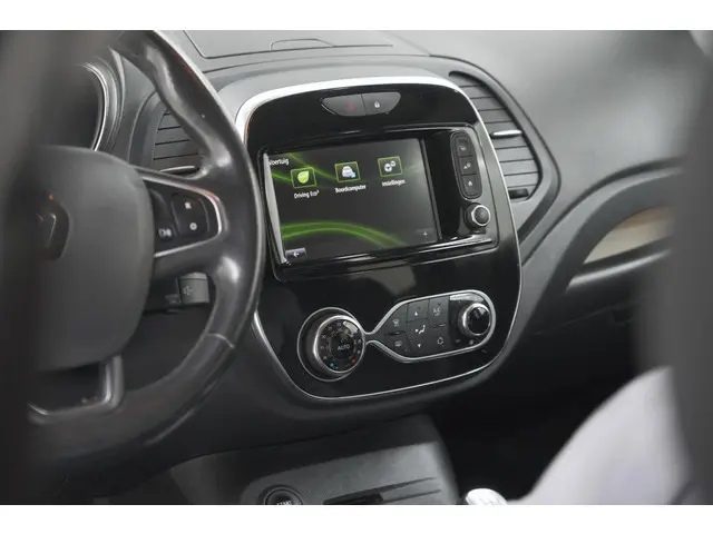 Renault Captur TCe 90 Intens 2019 Benzine 53