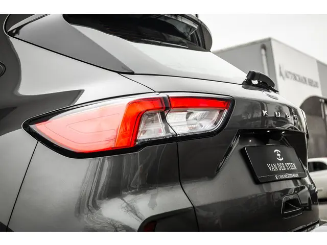 Ford Kuga 2.5 PHEV ST-Line 2023 Hybride Benzine 32