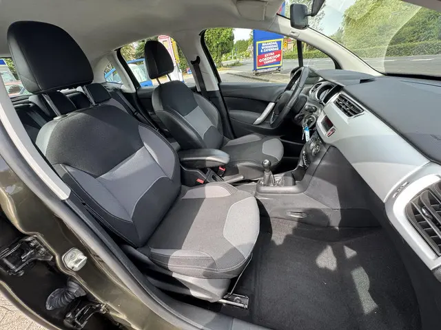 Citroën C3 1.2 VTi Coll. Light 2012 Benzine 16