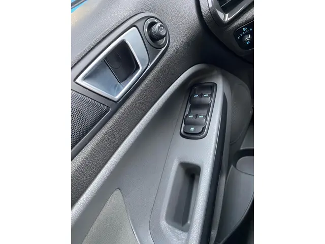 Ford EcoSport 1.0 EcoBoost Titanium 2015 Benzine 16