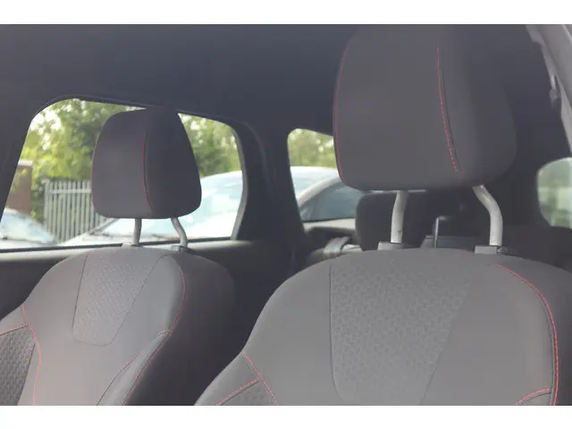 Ford Focus Wagon 1.0 2018 Benzine 9