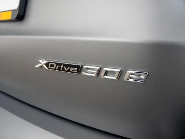 BMW X1 xDrive30e 2024 Hybride Benzine 23