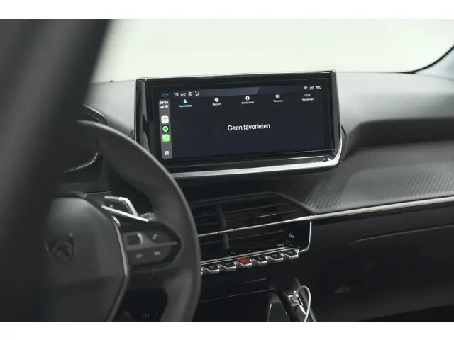Peugeot 208 Hybrid 100 e-DCS6 Allure 2024 Benzine 61
