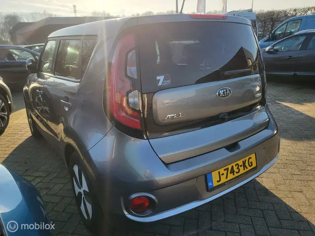 Kia e-Soul EV ExecutiveLine 27 kWh 2014 Elektrisch 5