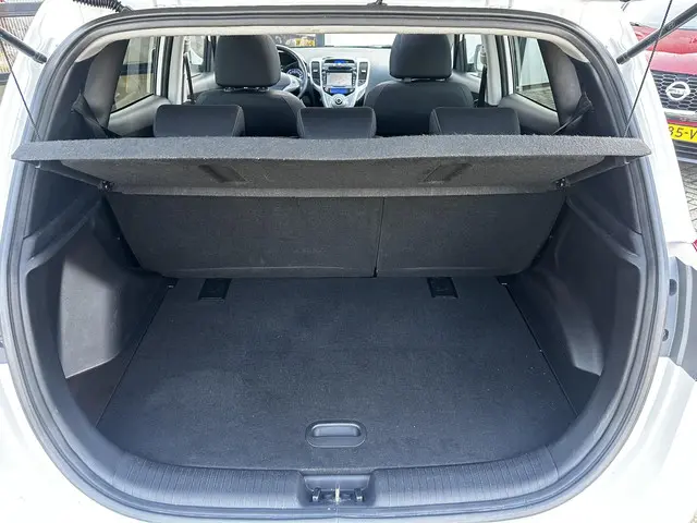 Hyundai ix20 1.4i Go! 2017 Benzine 10