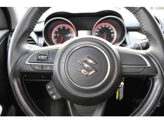 Suzuki Swift 1.2 Business Edition 2017 Benzine 15