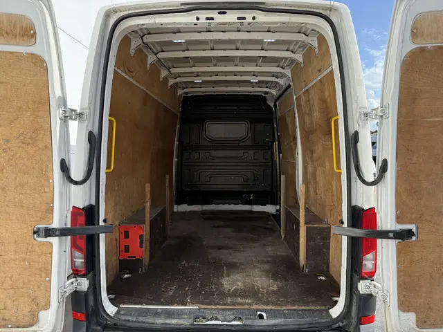 MAN TGE 3.140 2.0 TDI 2021 Diesel 12