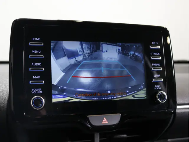 Toyota Yaris 1.5 Hybrid Dynamic 2021 Hybride Benzine 15