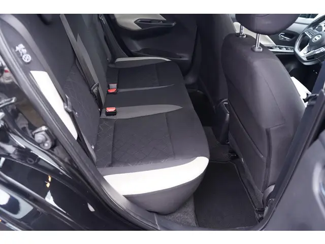 Nissan Micra 1.0 IG-T N-Connecta 2020 Benzine 37
