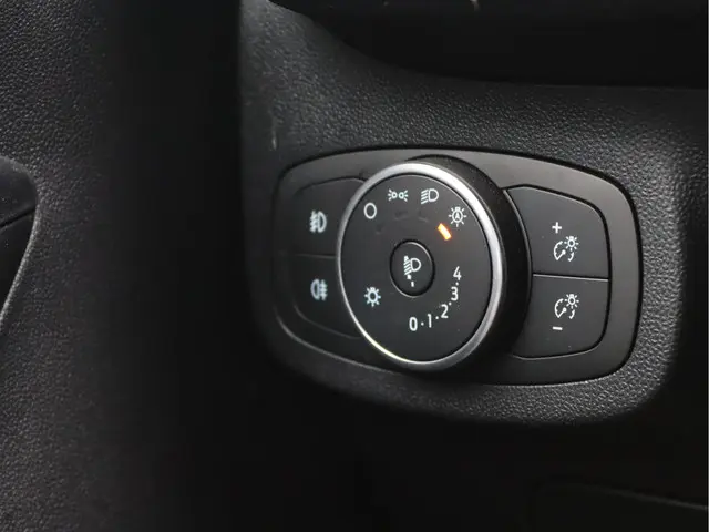 Ford Fiesta 1.0 EcoBoost Titanium 100pk 2017 Benzine 25