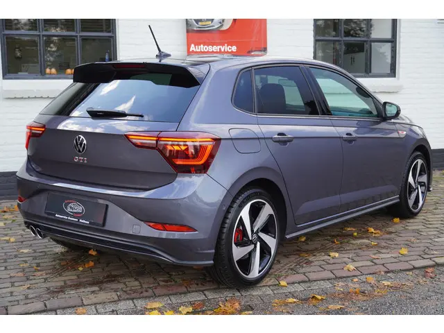 Volkswagen Polo 2.0 TSI GTI 2024 Benzine 12