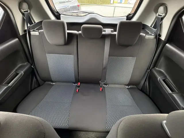 Suzuki Ignis 1.2 Smart Hybrid Comfort 2021 Benzine 18