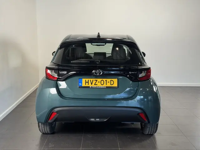 Toyota Yaris 1.5 Hybrid 115 Active 2025 Hybride Benzine 6