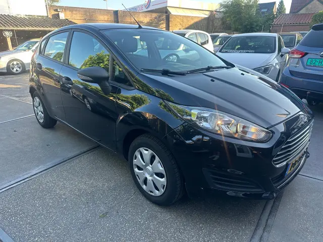 Ford Fiesta 1.25 2015 Benzine 3