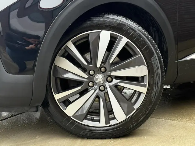 Peugeot 3008 1.2 PureTech Allure 2017 Benzine 27