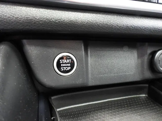 Nissan QASHQAI 1.3 MHEV N-Connecta Design 2023 Benzine 18