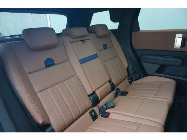 MINI Countryman C 2024 Benzine 9