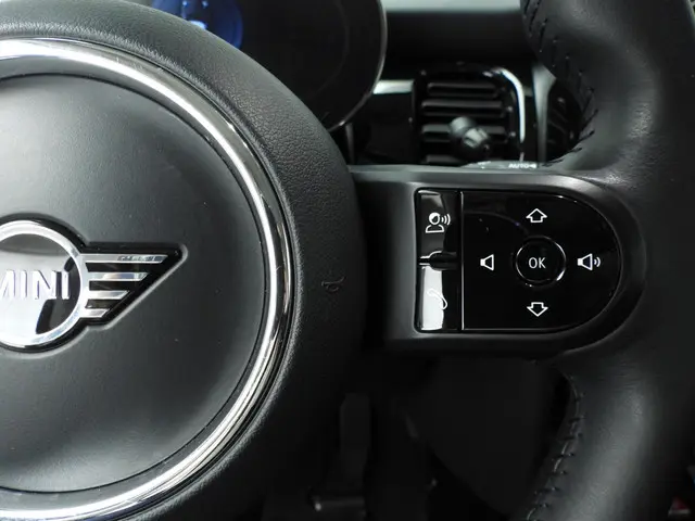 MINI 3-Deurs Cooper 2021 Benzine 14