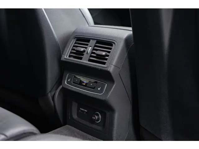 Audi Q5 TFSI e Quattro 2020 Hybride Benzine 8