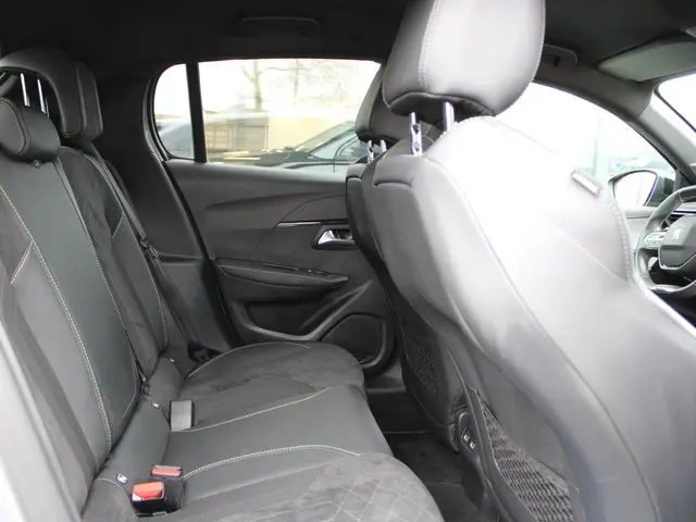 Peugeot e-208 EV GT Pack 50 kWh 2022 Elektrisch 9