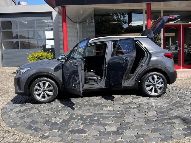 Kia Stonic 1.0 T-GDi DynamicPlusLine 2022 Benzine 24