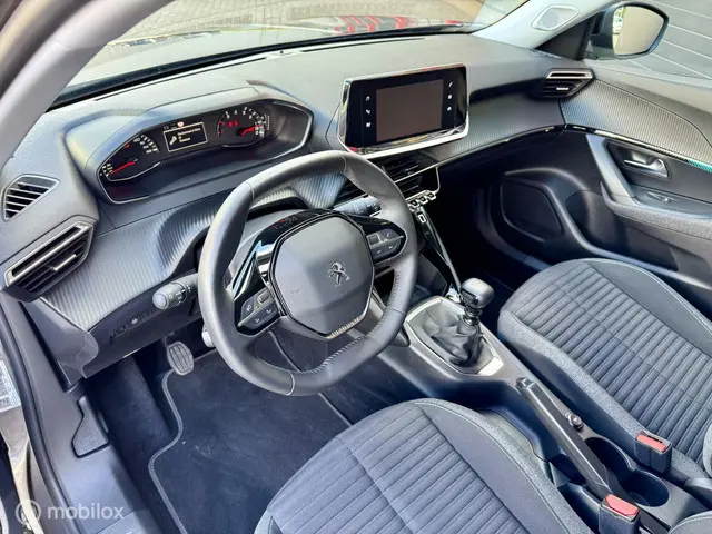 Peugeot 2008 1.2 PureTech Style 2023 Benzine 11