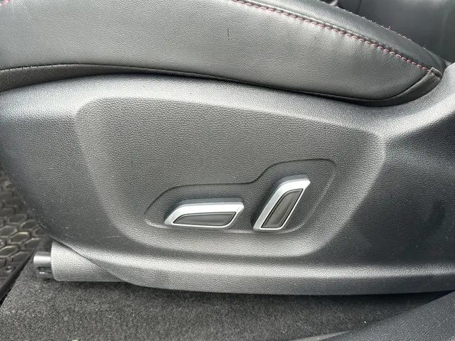 MG EHS 1.5 TGDI Luxury 2023 Hybride Benzine 20