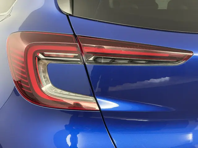 Renault Captur 1.0 TCe 90 techno 2024 Benzine 8