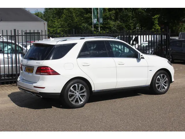 Mercedes-Benz GLE 500 e 4MATIC 2016 Hybride Benzine 7