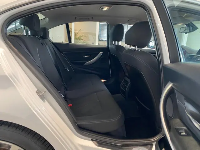 BMW 3 Serie 316i Automaat Sport NL-auto 2014 Benzine 12
