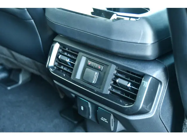 Ford F-150 USA 5.0 V8 XLT LARIAT BPM VRIJ 2024 Benzine 41