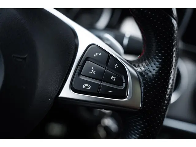 Mercedes-Benz CLA 180 AMG 2015 Benzine 24