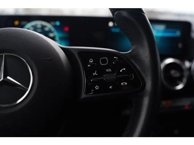 Mercedes-Benz B-Klasse 180d Style 2019 Diesel 30