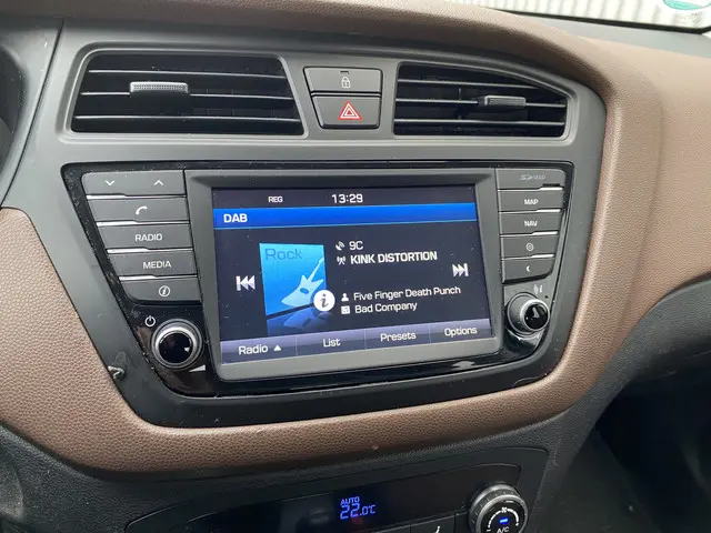 Hyundai i20 1.0 T-GDI Comfort 2018 Benzine 22