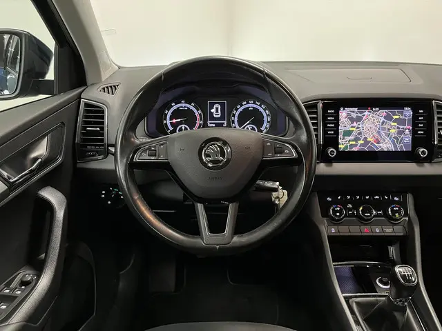 Škoda Karoq 1.0 TSI Style 2020 Benzine 8